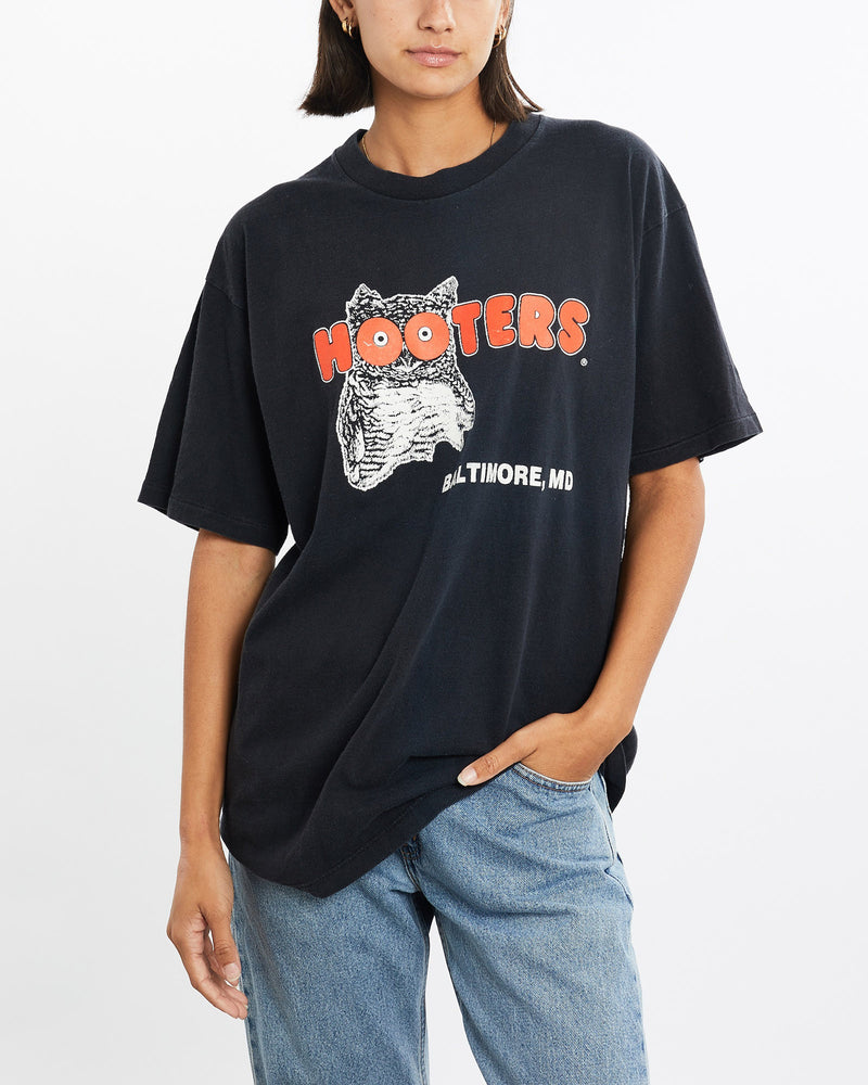 Vintage, 90s, Hooters, Tee, The Real Deal, size medium, colour Black, newtown, sydney, australia, thrift store, opshop, preloved, secondhand, sustainable, retro, antique, 70s, 80s, 90s, 2000s, 00s, fashion, clothing, streetwear, trendy, garment, style, boutique, store, shop, archive, sale, cheap, best, top, T-Shirts