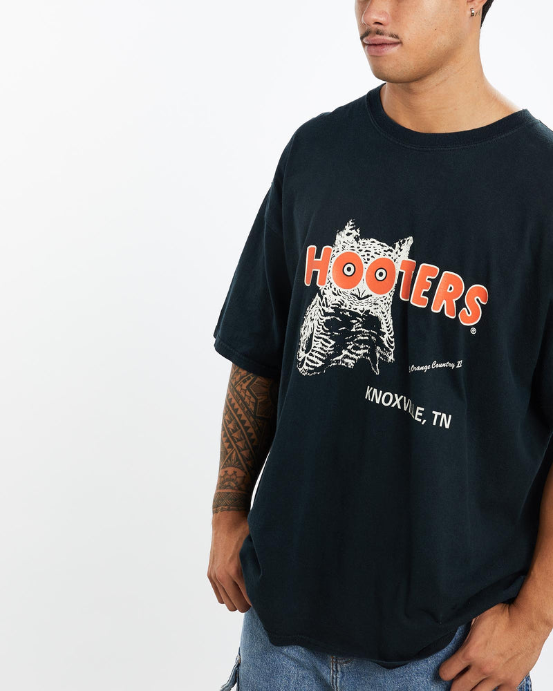 Vintage, 90s, Hooters, Tee, The Real Deal, size extra large, colour Black, newtown, sydney, australia, thrift store, opshop, preloved, secondhand, sustainable, retro, antique, 70s, 80s, 90s, 2000s, 00s, fashion, clothing, streetwear, trendy, garment, style, boutique, store, shop, archive, sale, cheap, best, top, T-Shirts
