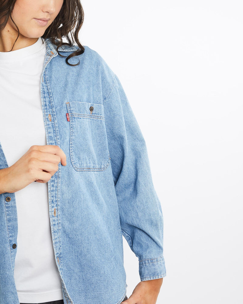 Vintage, 90s, Levi's, Denim, Button, Up, Shirt, The Real Deal, size small, colour Blue, newtown, sydney, australia, thrift store, opshop, preloved, secondhand, sustainable, retro, antique, 70s, 80s, 90s, 2000s, 00s, fashion, clothing, streetwear, trendy, garment, style, boutique, store, shop, archive, sale, cheap, best, top, Shirts