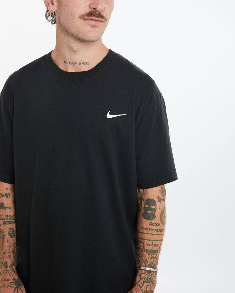Vintage Nike Tee <br>L , The Real Deal , newtown, sydney, australia, thrift store, opshop, preloved, secondhand, sustainable, retro, antique, 70s, 80s, 90s, 2000s, 00s, fashion, clothing, streetwear, trendy, garment, style, boutique, store, shop, archive, sale, cheap, best, top