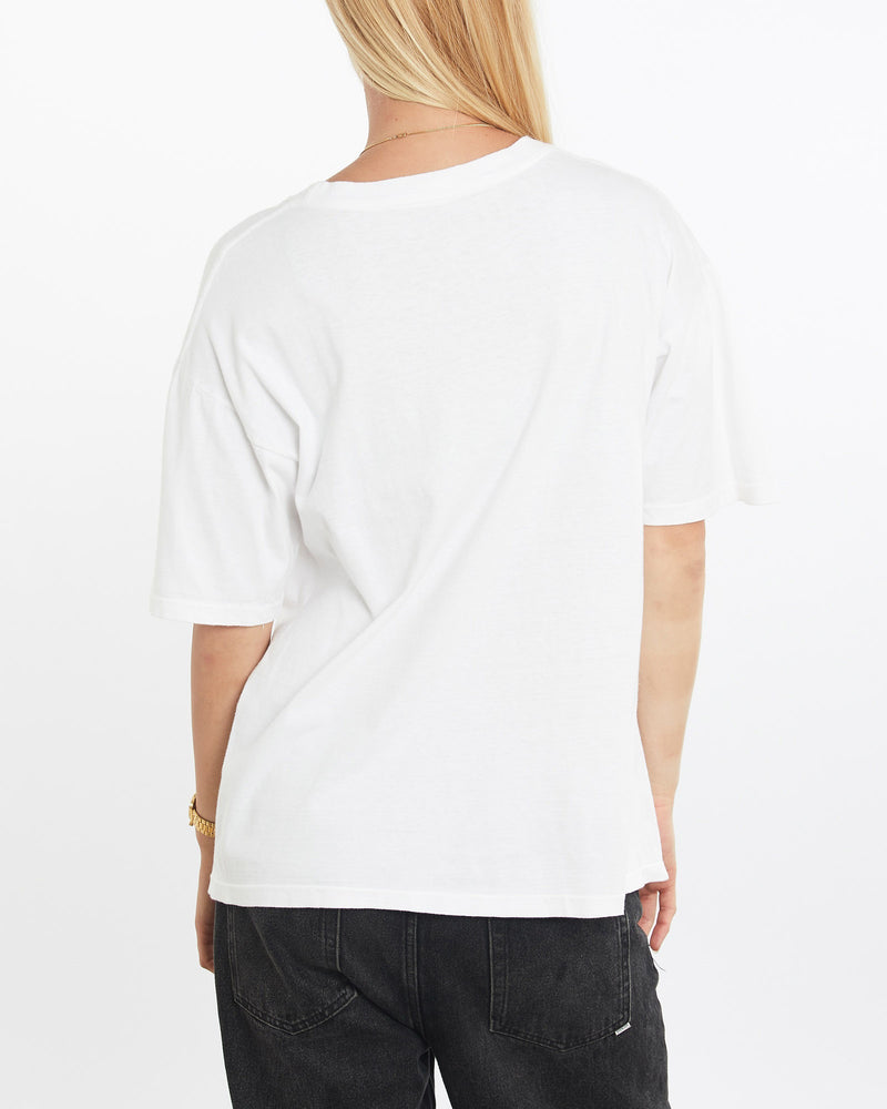 Vintage, NBA, Chicago, Bulls, Tee, The Real Deal, size medium, colour White, newtown, sydney, australia, thrift store, opshop, preloved, secondhand, sustainable, retro, antique, 70s, 80s, 90s, 2000s, 00s, fashion, clothing, streetwear, trendy, garment, style, boutique, store, shop, archive, sale, cheap, best, top, T-Shirts