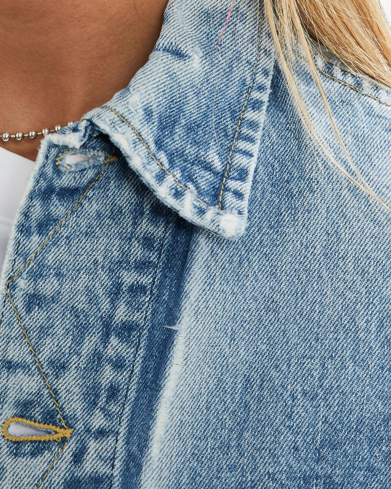 Vintage, Lee, Denim, Jacket, The Real Deal, size small, colour Blue, newtown, sydney, australia, thrift store, opshop, preloved, secondhand, sustainable, retro, antique, 70s, 80s, 90s, 2000s, 00s, fashion, clothing, streetwear, trendy, garment, style, boutique, store, shop, archive, sale, cheap, best, top, Jackets