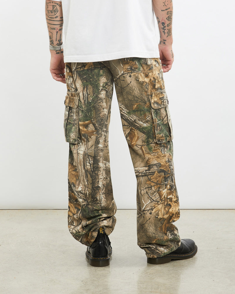 Vintage, Realtree, Camo, Cargo, Pants, The Real Deal, size 31", colour Green, newtown, sydney, australia, thrift store, opshop, preloved, secondhand, sustainable, retro, antique, 70s, 80s, 90s, 2000s, 00s, fashion, clothing, streetwear, trendy, garment, style, boutique, store, shop, archive, sale, cheap, best, top, Pants