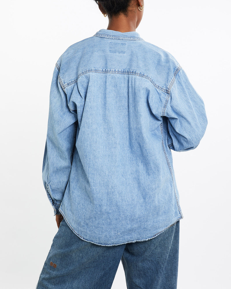 Vintage, 90s, Levi's, Denim, Button, Up, Shirt, The Real Deal, size medium, colour Blue, newtown, sydney, australia, thrift store, opshop, preloved, secondhand, sustainable, retro, antique, 70s, 80s, 90s, 2000s, 00s, fashion, clothing, streetwear, trendy, garment, style, boutique, store, shop, archive, sale, cheap, best, top, Shirts