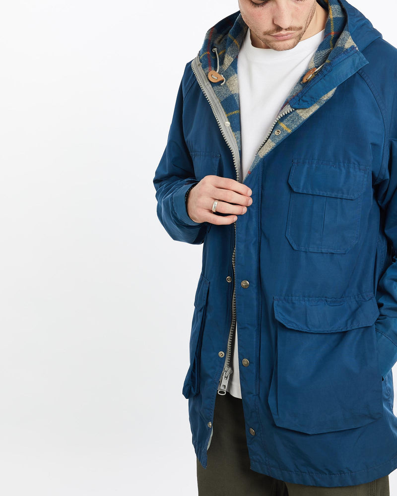 Vintage, 90s, Woolrich, Jacket, The Real Deal, size extra large, colour Blue, newtown, sydney, australia, thrift store, opshop, preloved, secondhand, sustainable, retro, antique, 70s, 80s, 90s, 2000s, 00s, fashion, clothing, streetwear, trendy, garment, style, boutique, store, shop, archive, sale, cheap, best, top, Jackets