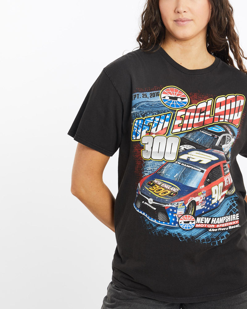 New, England, Motor, Speedway, Racing, Tee, The Real Deal, size medium, colour Black, newtown, sydney, australia, thrift store, opshop, preloved, secondhand, sustainable, retro, antique, 70s, 80s, 90s, 2000s, 00s, fashion, clothing, streetwear, trendy, garment, style, boutique, store, shop, archive, sale, cheap, best, top, T-Shirts