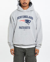 Vintage Reebok NFL New England Patriots Hooded Sweatshirt <br>L , The Real Deal , newtown, sydney, australia, thrift store, opshop, preloved, secondhand, sustainable, retro, antique, 70s, 80s, 90s, 2000s, 00s, fashion, clothing, streetwear, trendy, garment, style, boutique, store, shop, archive, sale, cheap, best, top