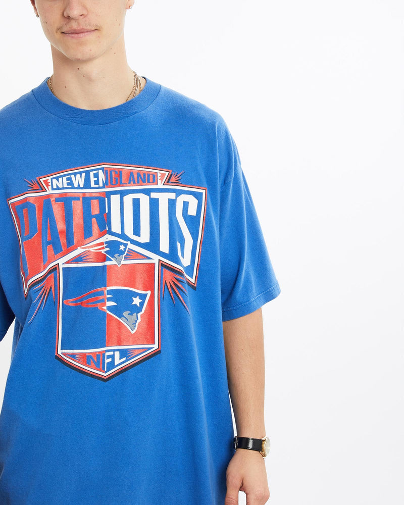 Vintage, 90s, NFL, New, England, Patriots, Tee, The Real Deal, size extra large, colour Blue, newtown, sydney, australia, thrift store, opshop, preloved, secondhand, sustainable, retro, antique, 70s, 80s, 90s, 2000s, 00s, fashion, clothing, streetwear, trendy, garment, style, boutique, store, shop, archive, sale, cheap, best, top, T-Shirts