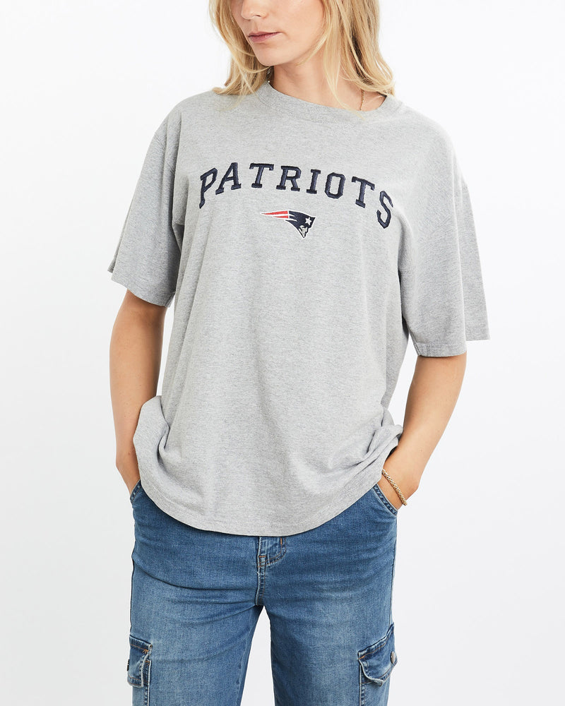 Vintage, NFL, New, England, Patriots, Tee, The Real Deal, size medium, colour Grey, newtown, sydney, australia, thrift store, opshop, preloved, secondhand, sustainable, retro, antique, 70s, 80s, 90s, 2000s, 00s, fashion, clothing, streetwear, trendy, garment, style, boutique, store, shop, archive, sale, cheap, best, top, T-Shirts