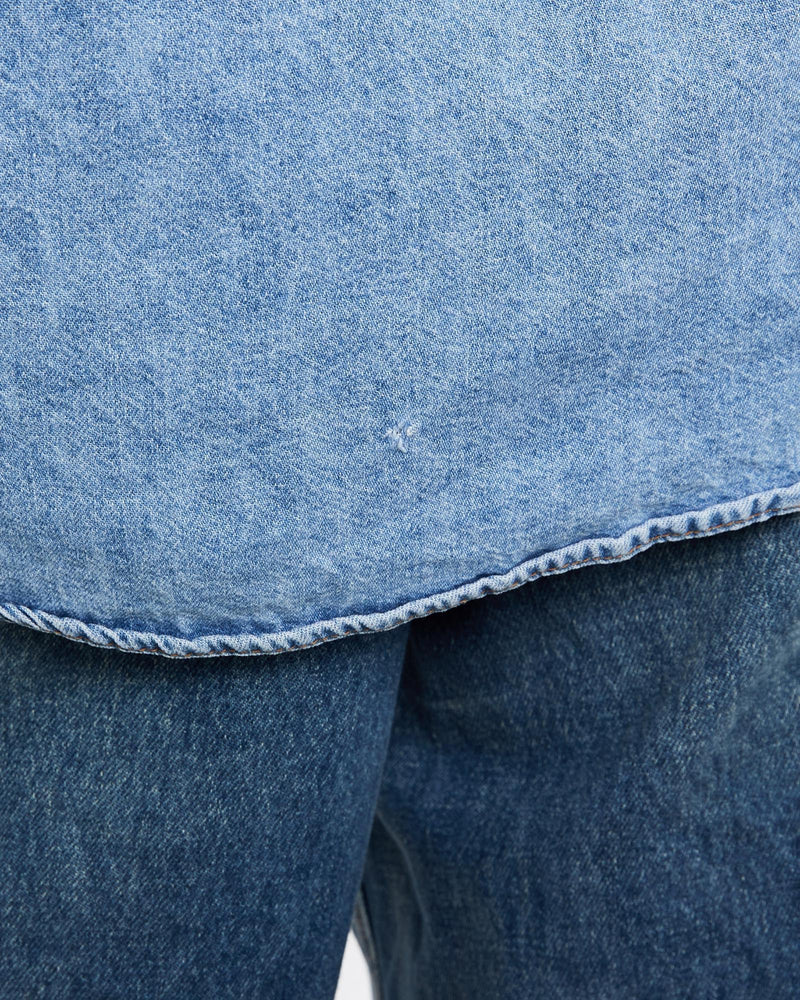 Vintage, 90s, Levi's, Denim, Button, Up, Shirt, The Real Deal, size medium, colour Blue, newtown, sydney, australia, thrift store, opshop, preloved, secondhand, sustainable, retro, antique, 70s, 80s, 90s, 2000s, 00s, fashion, clothing, streetwear, trendy, garment, style, boutique, store, shop, archive, sale, cheap, best, top, Shirts