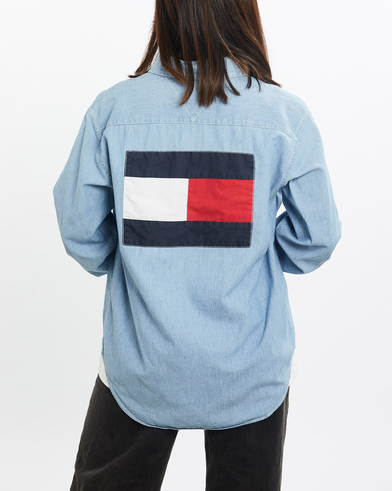 Vintage, 90s, Tommy, Hilfiger, Chambray, Button, Up, Shirt, The Real Deal, size extra small, colour Navy, newtown, sydney, australia, thrift store, opshop, preloved, secondhand, sustainable, retro, antique, 70s, 80s, 90s, 2000s, 00s, fashion, clothing, streetwear, trendy, garment, style, boutique, store, shop, archive, sale, cheap, best, top, Shirts