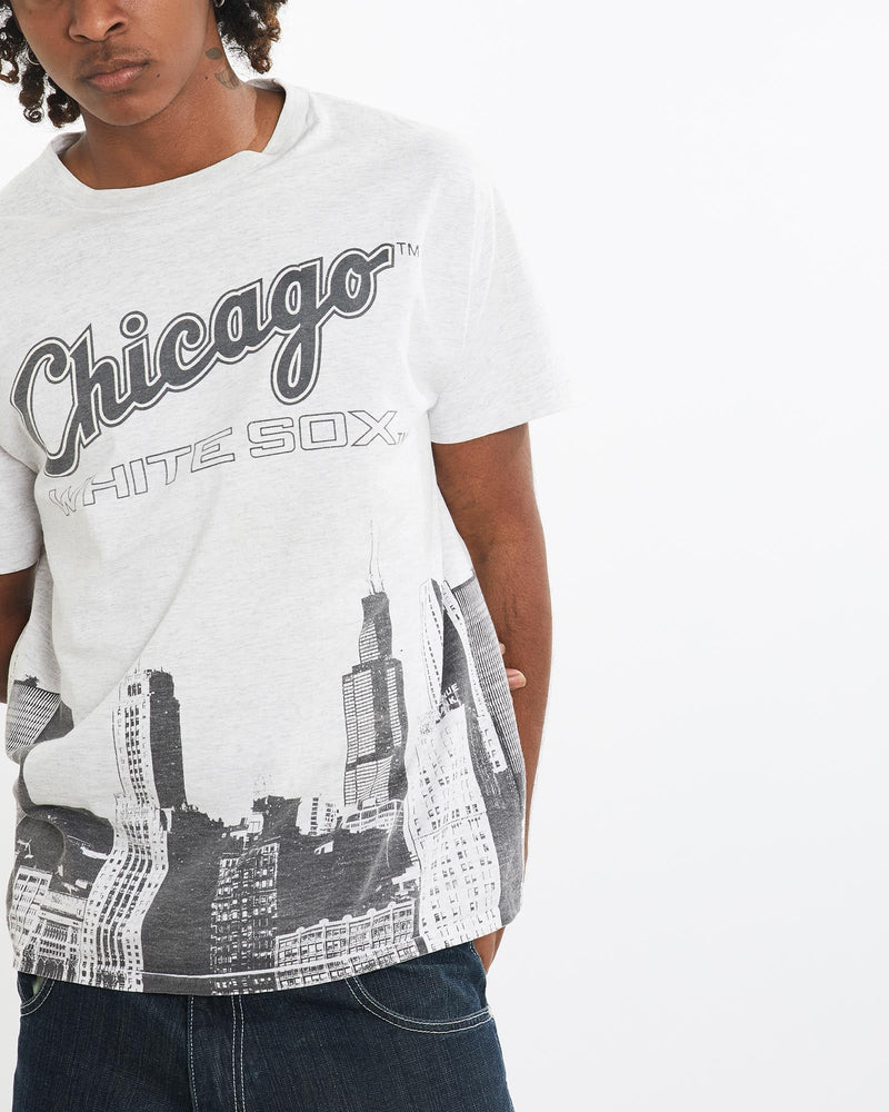 Vintage, 90s, MLB, Chicago, White, Sox, Tee, The Real Deal, size medium, colour Grey, newtown, sydney, australia, thrift store, opshop, preloved, secondhand, sustainable, retro, antique, 70s, 80s, 90s, 2000s, 00s, fashion, clothing, streetwear, trendy, garment, style, boutique, store, shop, archive, sale, cheap, best, top, T-Shirts