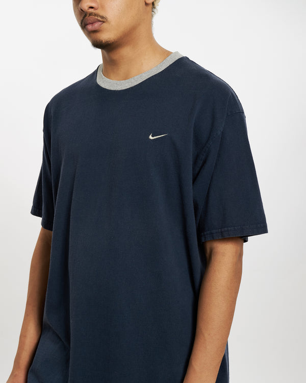 Vintage Nike Classic Tee <br>L , The Real Deal , newtown, sydney, australia, thrift store, opshop, preloved, secondhand, sustainable, retro, antique, 70s, 80s, 90s, 2000s, 00s, fashion, clothing, streetwear, trendy, garment, style, boutique, store, shop, archive, sale, cheap, best, top
