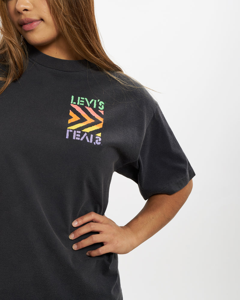 Vintage 90s Levi's Tee <br>S , The Real Deal , newtown, sydney, australia, thrift store, opshop, preloved, secondhand, sustainable, retro, antique, 70s, 80s, 90s, 2000s, 00s, fashion, clothing, streetwear, trendy, garment, style, boutique, store, shop, archive, sale, cheap, best, top