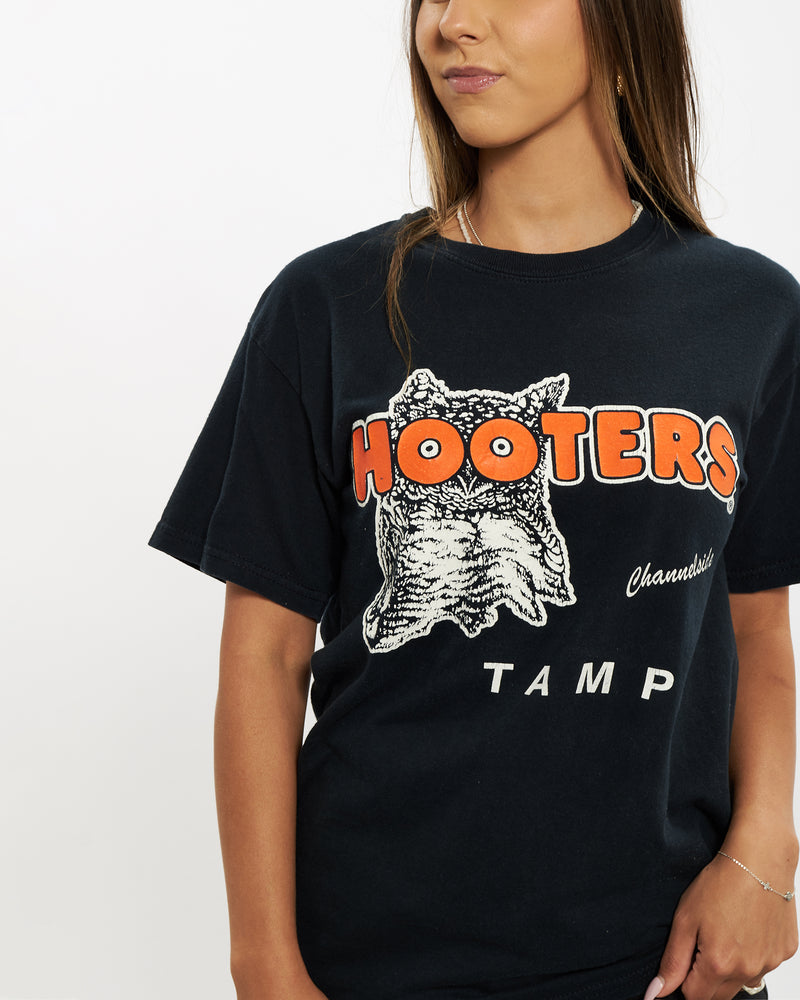 Vintage Hooters 'Tampa' Tee <br>XS