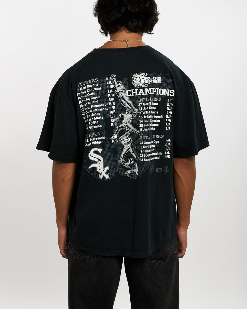 Vintage MLB Chicago White Sox Tee <br>L , The Real Deal , newtown, sydney, australia, thrift store, opshop, preloved, secondhand, sustainable, retro, antique, 70s, 80s, 90s, 2000s, 00s, fashion, clothing, streetwear, trendy, garment, style, boutique, store, shop, archive, sale, cheap, best, top