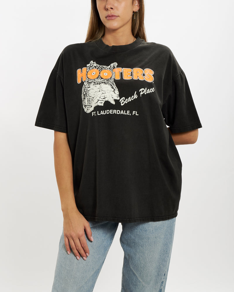 Vintage 90s Hooters 'Ft. Lauderdale FL' Tee <br>M , The Real Deal , newtown, sydney, australia, thrift store, opshop, preloved, secondhand, sustainable, retro, antique, 70s, 80s, 90s, 2000s, 00s, fashion, clothing, streetwear, trendy, garment, style, boutique, store, shop, archive, sale, cheap, best, top