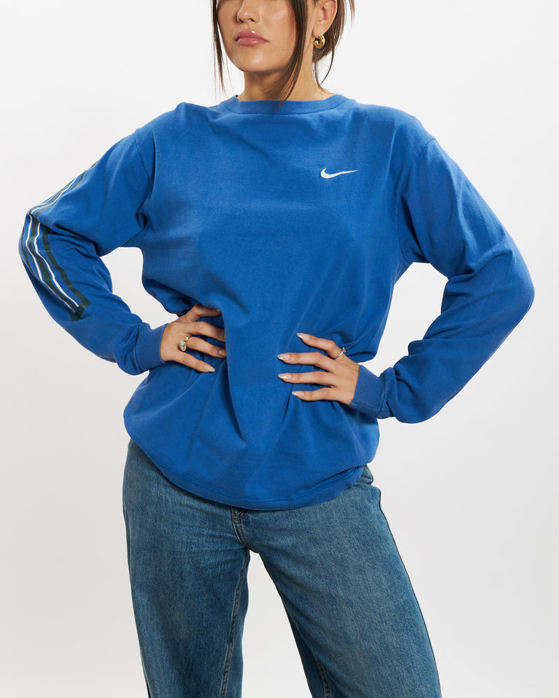 Vintage 90s Nike Long Sleeve Tee <br>S , The Real Deal , newtown, sydney, australia, thrift store, opshop, preloved, secondhand, sustainable, retro, antique, 70s, 80s, 90s, 2000s, 00s, fashion, clothing, streetwear, trendy, garment, style, boutique, store, shop, archive, sale, cheap, best, top