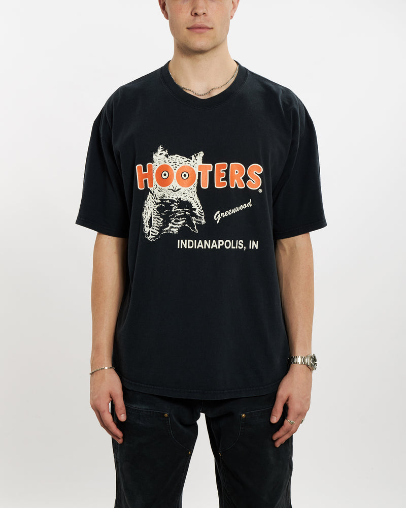 Vintage Hooters Tee <br>L , The Real Deal , newtown, sydney, australia, thrift store, opshop, preloved, secondhand, sustainable, retro, antique, 70s, 80s, 90s, 2000s, 00s, fashion, clothing, streetwear, trendy, garment, style, boutique, store, shop, archive, sale, cheap, best, top