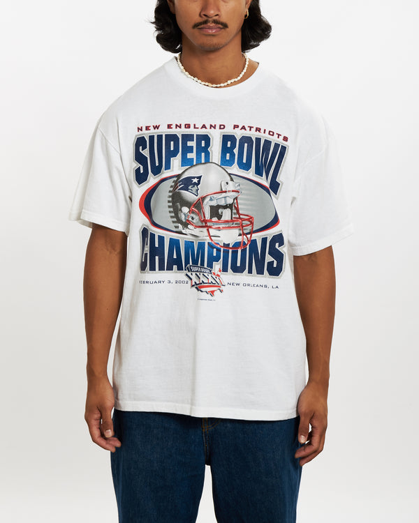 Vintage NFL New England Patriots 'Super Bowl' Tee <br>L
