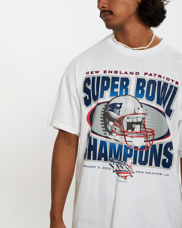 Vintage NFL New England Patriots 'Super Bowl' Tee <br>L