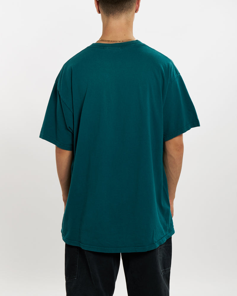 Vintage NFL Philadelphia Eagles Tee <br>L , The Real Deal , newtown, sydney, australia, thrift store, opshop, preloved, secondhand, sustainable, retro, antique, 70s, 80s, 90s, 2000s, 00s, fashion, clothing, streetwear, trendy, garment, style, boutique, store, shop, archive, sale, cheap, best, top