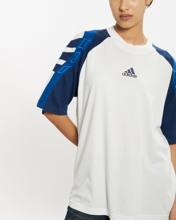 90s Adidas Embroidered Tee <br>M