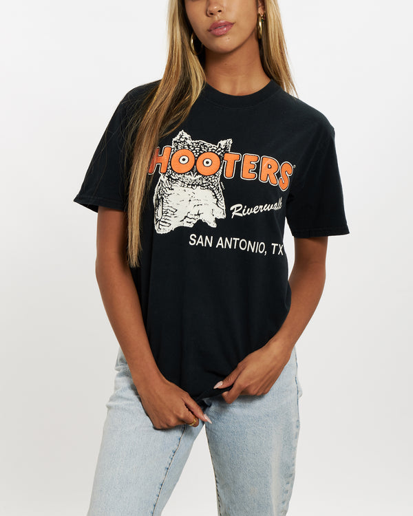 Vintage Hooters 'San Antonio, TX' Tee <br>XS