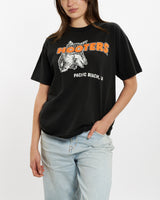 Vintage 90s Hooters Tee <br>M , The Real Deal , newtown, sydney, australia, thrift store, opshop, preloved, secondhand, sustainable, retro, antique, 70s, 80s, 90s, 2000s, 00s, fashion, clothing, streetwear, trendy, garment, style, boutique, store, shop, archive, sale, cheap, best, top