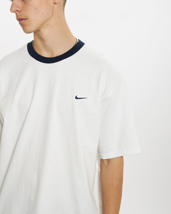 Vintage Nike Tee <br>L , The Real Deal , newtown, sydney, australia, thrift store, opshop, preloved, secondhand, sustainable, retro, antique, 70s, 80s, 90s, 2000s, 00s, fashion, clothing, streetwear, trendy, garment, style, boutique, store, shop, archive, sale, cheap, best, top