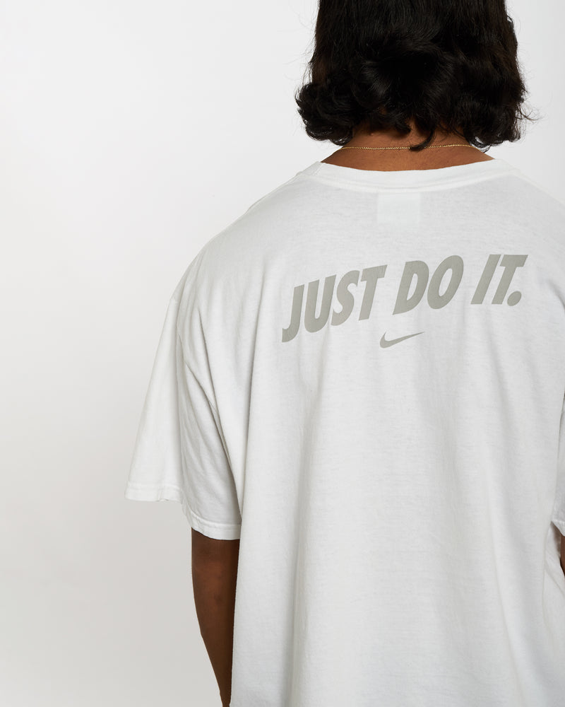 90s Nike Connecticut Basketball Tee <br>L
