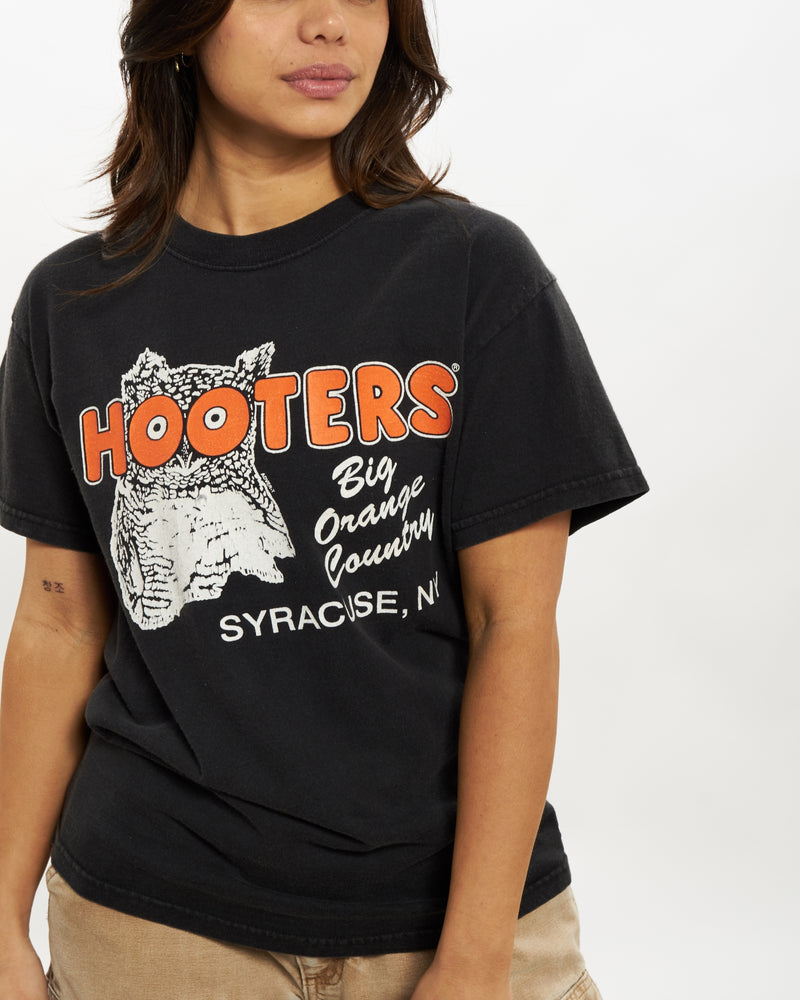 Vintage Hooters Tee <br>XS , The Real Deal , newtown, sydney, australia, thrift store, opshop, preloved, secondhand, sustainable, retro, antique, 70s, 80s, 90s, 2000s, 00s, fashion, clothing, streetwear, trendy, garment, style, boutique, store, shop, archive, sale, cheap, best, top