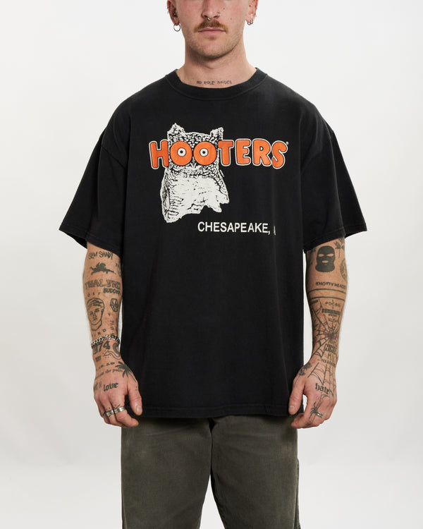 90s Hooters Tee <br>L