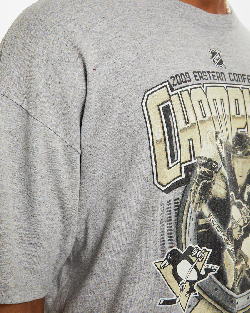 Vintage NHL Pittsburgh Penguins <br>XL , The Real Deal , newtown, sydney, australia, thrift store, opshop, preloved, secondhand, sustainable, retro, antique, 70s, 80s, 90s, 2000s, 00s, fashion, clothing, streetwear, trendy, garment, style, boutique, store, shop, archive, sale, cheap, best, top