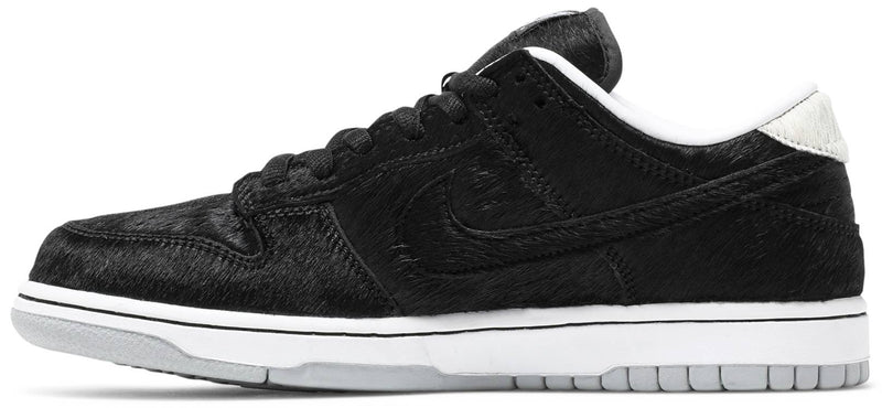 Medicom Toy x Dunk Low SB 'BE@RBRICK' , Nike , newtown, sydney, australia, thrift store, opshop, preloved, secondhand, sustainable, retro, antique, 70s, 80s, 90s, 2000s, 00s, fashion, clothing, streetwear, trendy, garment, style, boutique, store, shop, archive, sale, cheap, best, top