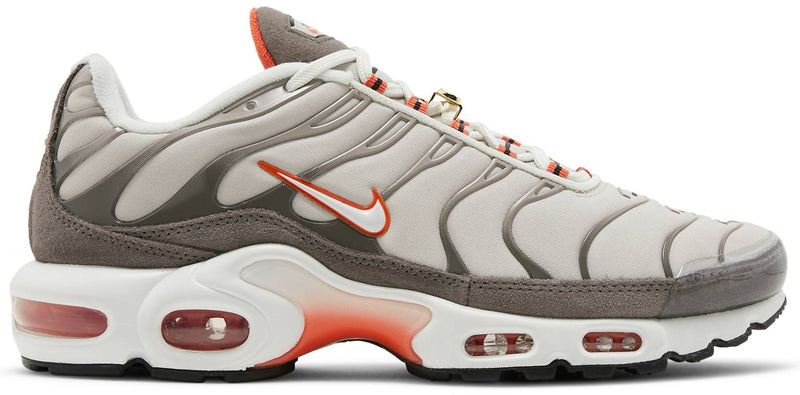 Air Max Plus TN 'First Use - Cream Orange' , Nike , newtown, sydney, australia, thrift store, opshop, preloved, secondhand, sustainable, retro, antique, 70s, 80s, 90s, 2000s, 00s, fashion, clothing, streetwear, trendy, garment, style, boutique, store, shop, archive, sale, cheap, best, top