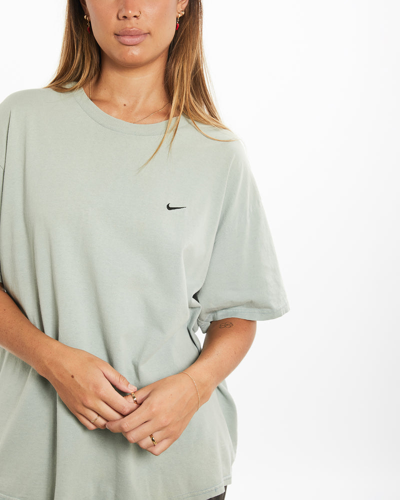 Vintage 90s Nike Tee <br>M , The Real Deal , newtown, sydney, australia, thrift store, opshop, preloved, secondhand, sustainable, retro, antique, 70s, 80s, 90s, 2000s, 00s, fashion, clothing, streetwear, trendy, garment, style, boutique, store, shop, archive, sale, cheap, best, top