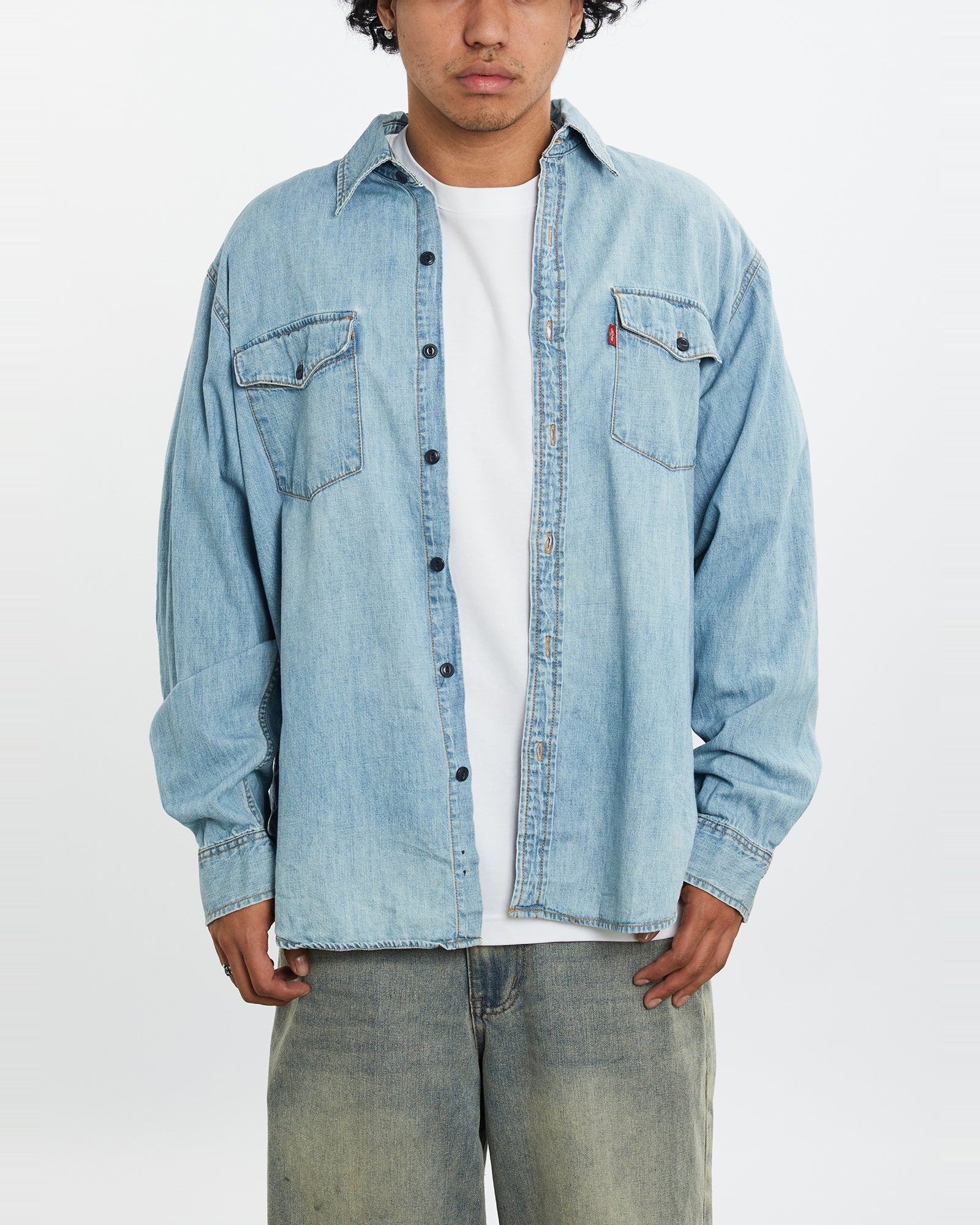 Vintage Levi's Denim Button Up Shirt L