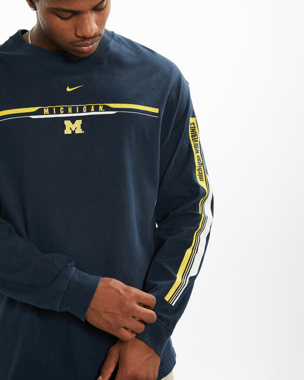 Vintage Nike NCAA University of Michigan Wolverines Long Sleeve Tee <br>XL