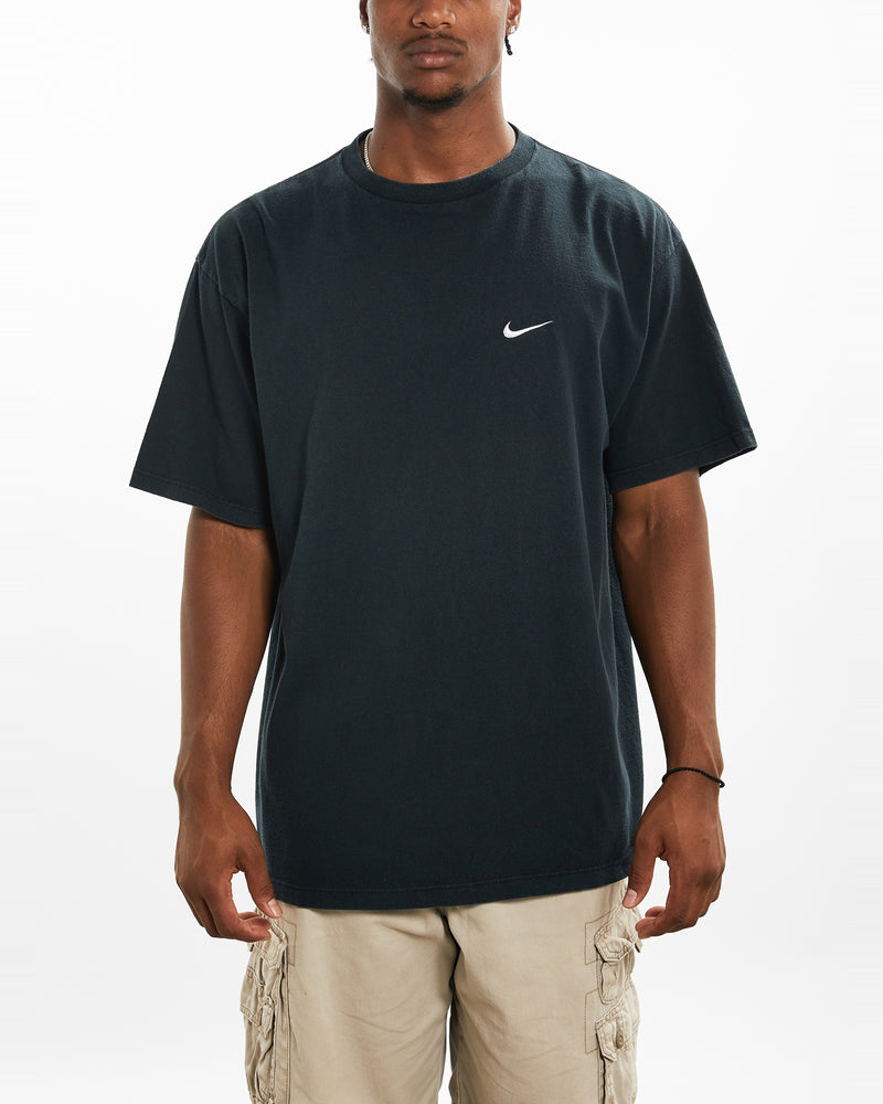 Vintage 90s Nike Tee <br>XL , The Real Deal , newtown, sydney, australia, thrift store, opshop, preloved, secondhand, sustainable, retro, antique, 70s, 80s, 90s, 2000s, 00s, fashion, clothing, streetwear, trendy, garment, style, boutique, store, shop, archive, sale, cheap, best, top