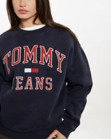 Tommy Hilfiger Sweatshirt <br>S , The Real Deal , newtown, sydney, australia, thrift store, opshop, preloved, secondhand, sustainable, retro, antique, 70s, 80s, 90s, 2000s, 00s, fashion, clothing, streetwear, trendy, garment, style, boutique, store, shop, archive, sale, cheap, best, top