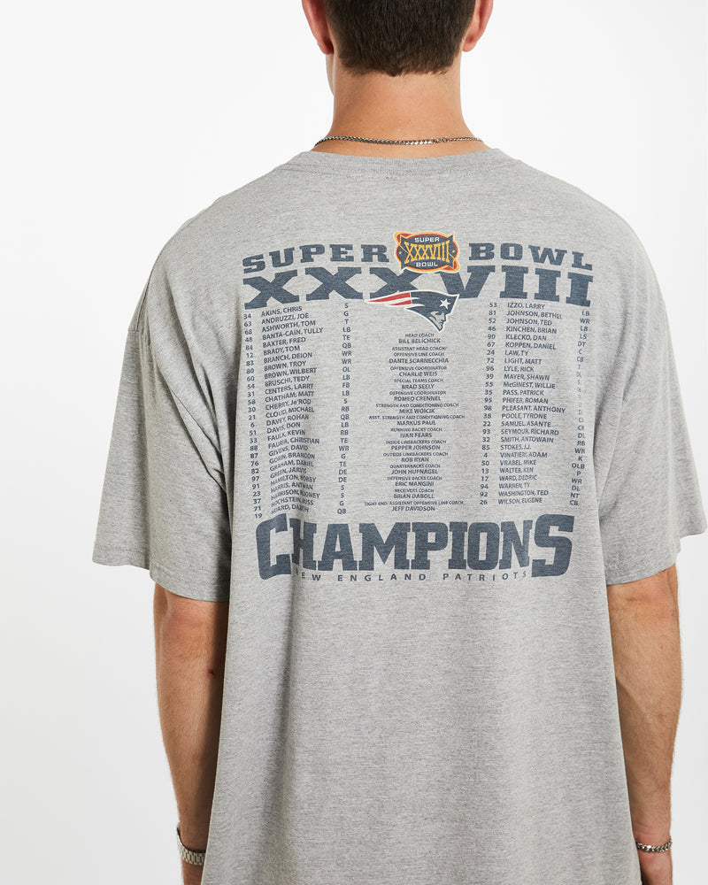 Vintage NFL New England Patriots Super Bowl Tee <br>XL , The Real Deal , newtown, sydney, australia, thrift store, opshop, preloved, secondhand, sustainable, retro, antique, 70s, 80s, 90s, 2000s, 00s, fashion, clothing, streetwear, trendy, garment, style, boutique, store, shop, archive, sale, cheap, best, top