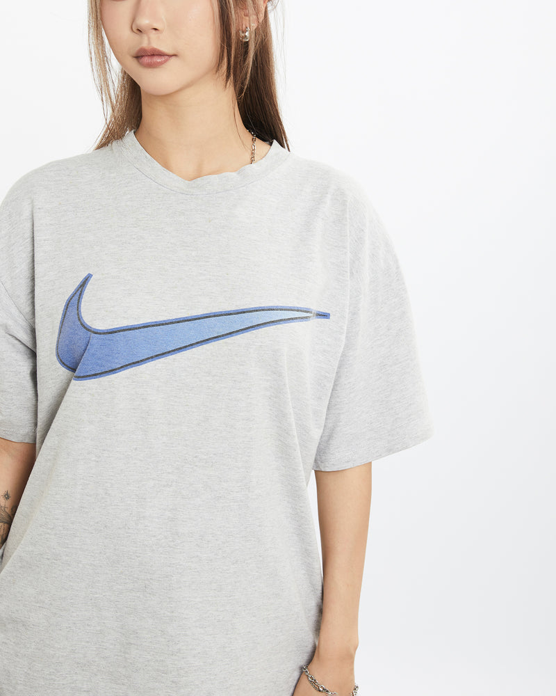 Vintage 90s Nike Tee <br>S , The Real Deal , newtown, sydney, australia, thrift store, opshop, preloved, secondhand, sustainable, retro, antique, 70s, 80s, 90s, 2000s, 00s, fashion, clothing, streetwear, trendy, garment, style, boutique, store, shop, archive, sale, cheap, best, top