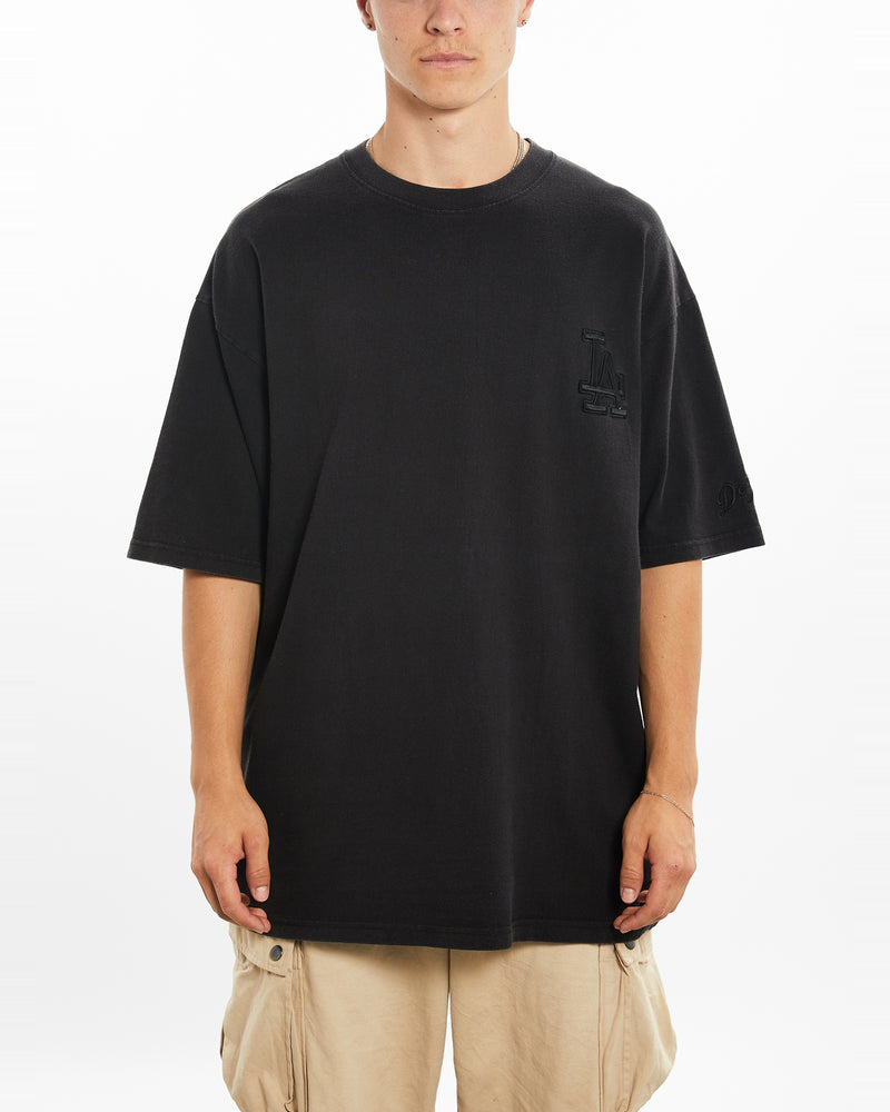 Vintage MLB Los Angeles Dodgers Tee <br>L , The Real Deal , newtown, sydney, australia, thrift store, opshop, preloved, secondhand, sustainable, retro, antique, 70s, 80s, 90s, 2000s, 00s, fashion, clothing, streetwear, trendy, garment, style, boutique, store, shop, archive, sale, cheap, best, top