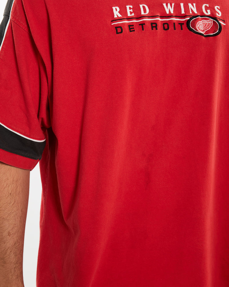 Vintage NHL Detroit Red Wings Tee <br>XXL , The Real Deal , newtown, sydney, australia, thrift store, opshop, preloved, secondhand, sustainable, retro, antique, 70s, 80s, 90s, 2000s, 00s, fashion, clothing, streetwear, trendy, garment, style, boutique, store, shop, archive, sale, cheap, best, top