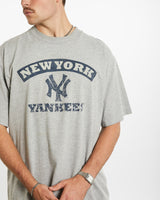 Vintage MLB New York Yankees Tee <br>XL , The Real Deal , newtown, sydney, australia, thrift store, opshop, preloved, secondhand, sustainable, retro, antique, 70s, 80s, 90s, 2000s, 00s, fashion, clothing, streetwear, trendy, garment, style, boutique, store, shop, archive, sale, cheap, best, top
