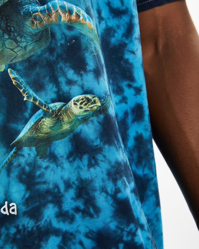 Vintage Wildlife Sea Turtle Tee <br>XL , The Real Deal , newtown, sydney, australia, thrift store, opshop, preloved, secondhand, sustainable, retro, antique, 70s, 80s, 90s, 2000s, 00s, fashion, clothing, streetwear, trendy, garment, style, boutique, store, shop, archive, sale, cheap, best, top