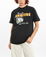 Vintage Hooters Tee <br>M , The Real Deal , newtown, sydney, australia, thrift store, opshop, preloved, secondhand, sustainable, retro, antique, 70s, 80s, 90s, 2000s, 00s, fashion, clothing, streetwear, trendy, garment, style, boutique, store, shop, archive, sale, cheap, best, top