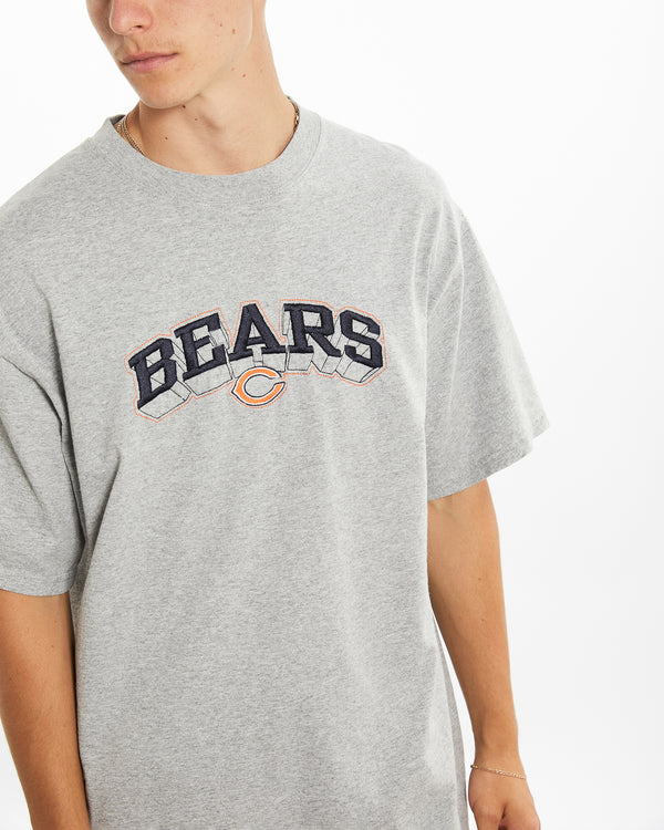 Vintage NFL Chicago Bears Tee <br>L , The Real Deal , newtown, sydney, australia, thrift store, opshop, preloved, secondhand, sustainable, retro, antique, 70s, 80s, 90s, 2000s, 00s, fashion, clothing, streetwear, trendy, garment, style, boutique, store, shop, archive, sale, cheap, best, top